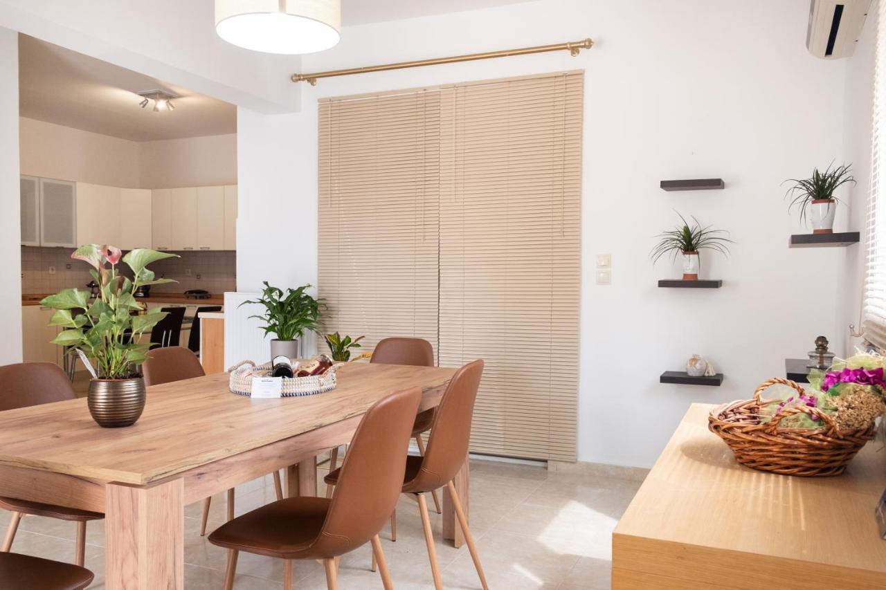 Naelia Villa Pastida ภายนอก รูปภาพ